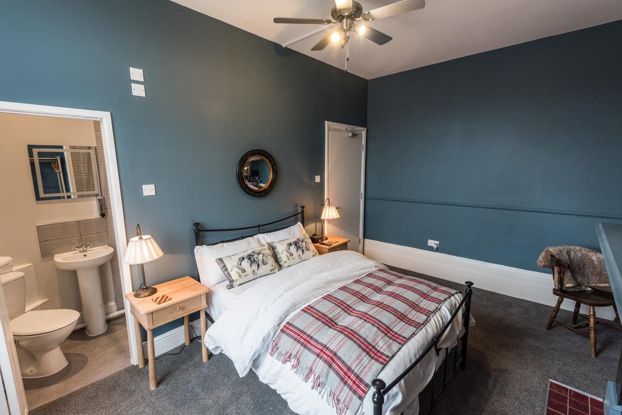 Summerfield Pub & Boutique Rooms ロンドン エクステリア 写真